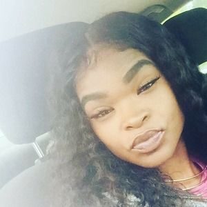 Meet your Posher, Bella